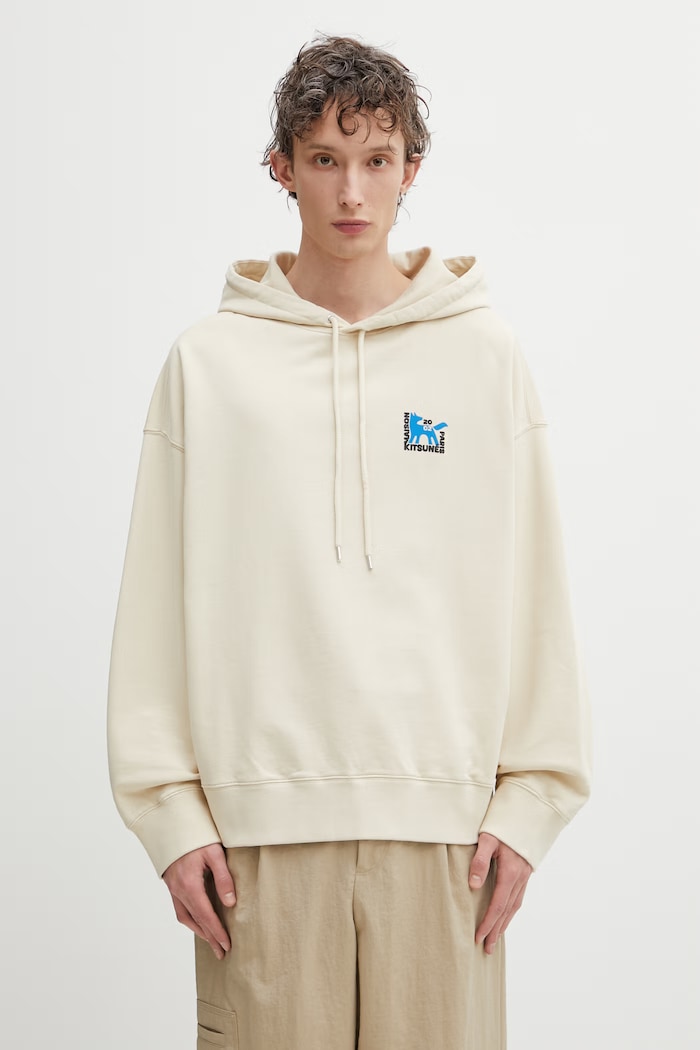 Ρούχα Maison Kitsuné Gallery Fox Μπλούζα με κουκούλα βαμβακερή Ανδρική QM00704KM0340 μπεζ
