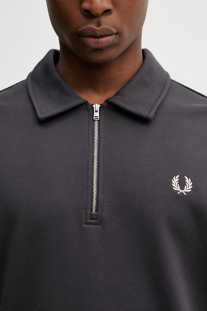 Bombažen pulover Fred Perry siva M2426