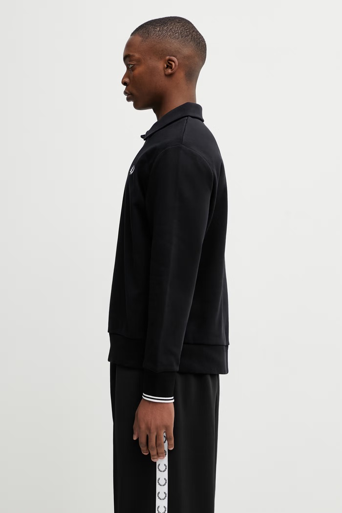 Bombažen pulover Fred Perry M2426 črna SS26