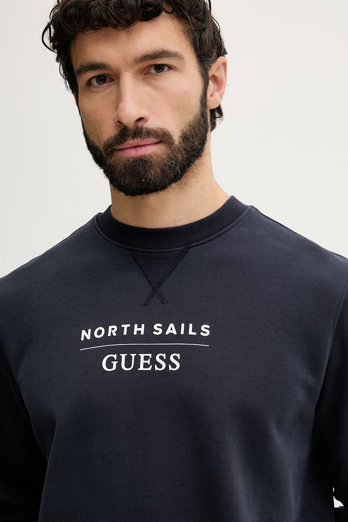 Guess mikina pánská bavlněná x North Sails námořnická modř M6GQ26.K3490
