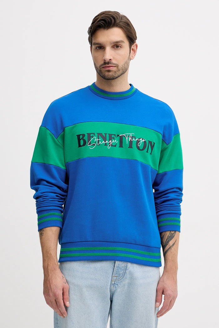 United Colors of Benetton pamut melegítőfelső x Stranger Things kék 342ZU10BA