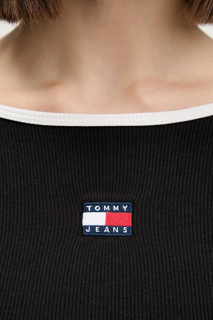 Tričko s dlouhým rukávem Tommy Jeans DW0DW21839 černá
