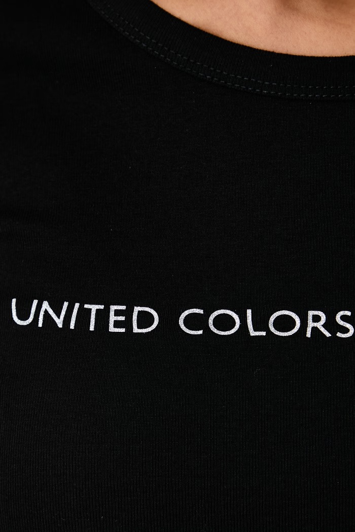 Maglietta a maniche lunghe da donna in cotone United Colors of Benetton 3GA8E16G0 nero