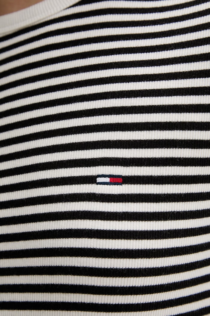Tommy Jeans блуза с дълги ръкави дамска от памук с еластан DW0DW22783 черен