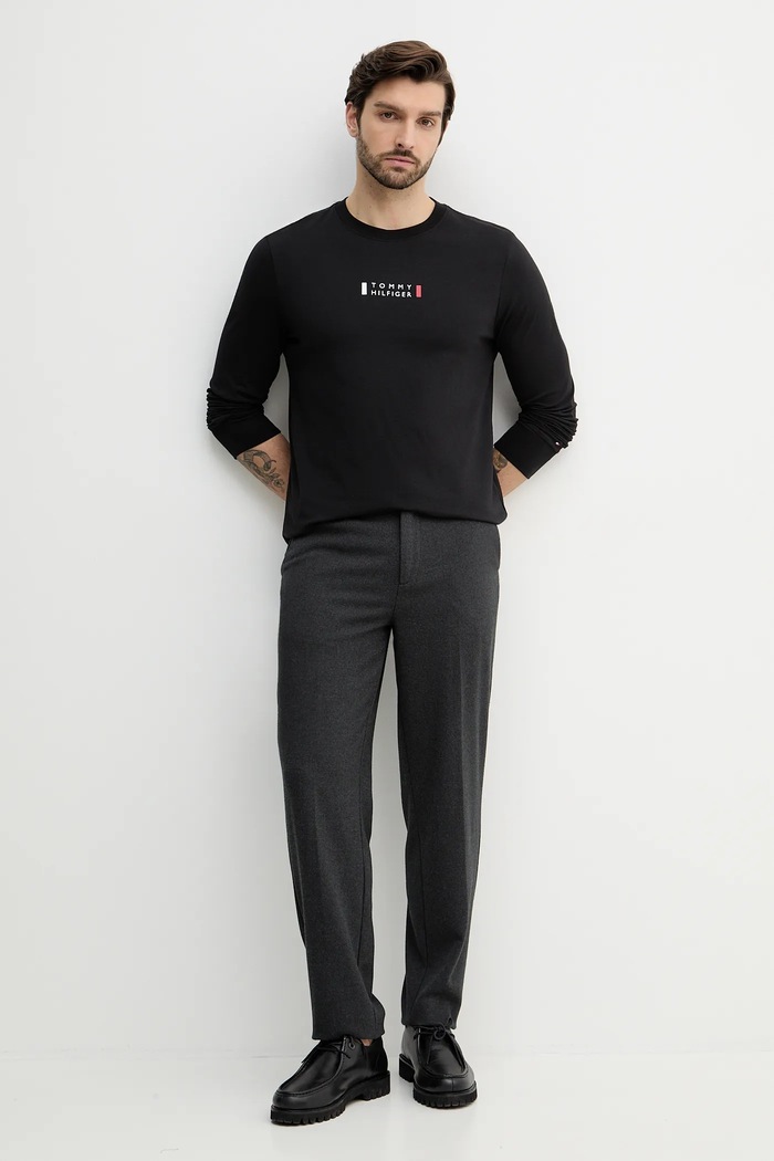 Βαμβακερή μπλούζα με μακριά μανίκια Tommy Hilfiger MW0MW41454 μαύρο SS26