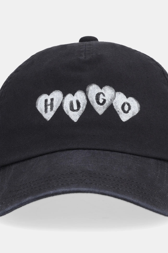 HUGO czapka z daszkiem bawełniana Cara-Valentine 50557038 czarny SS26