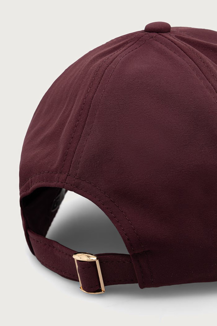 Guess Czapka bejsbolówka damska NOEMIE V6RZ08.WG980 bordowy SS26