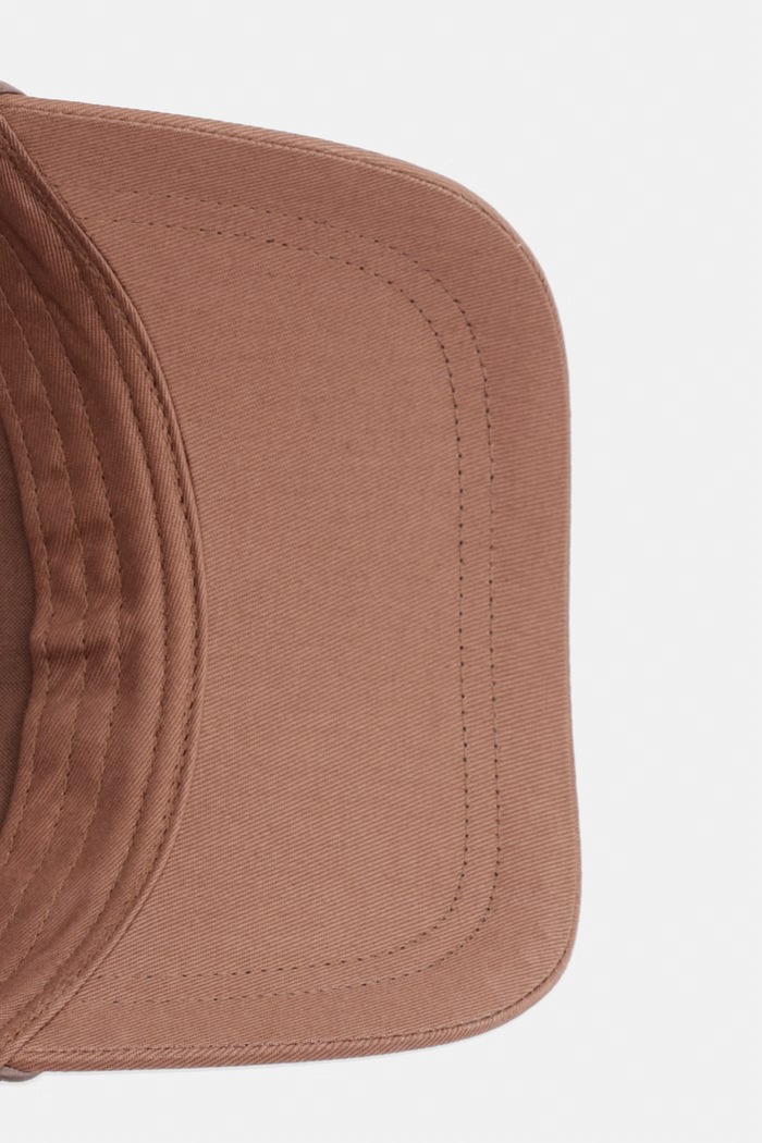 Bavlnená šiltovka Armani Exchange hnedá XW002373.AF15502