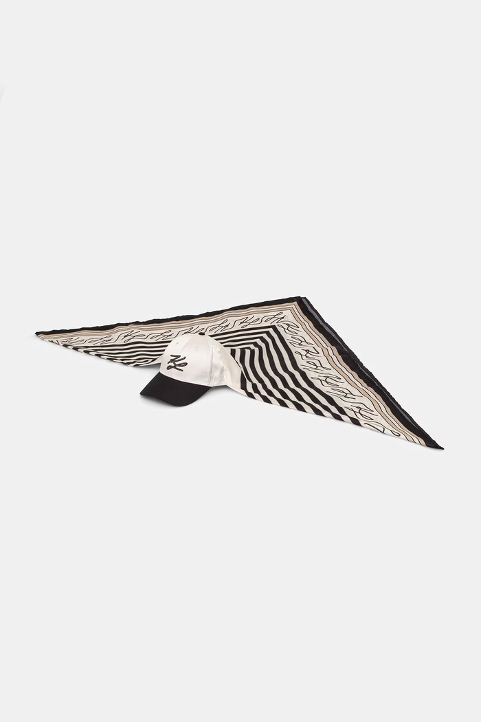 Karl Lagerfeld șapcă pentru femei K/AUTOGRAPH B2W33020 bej SS26