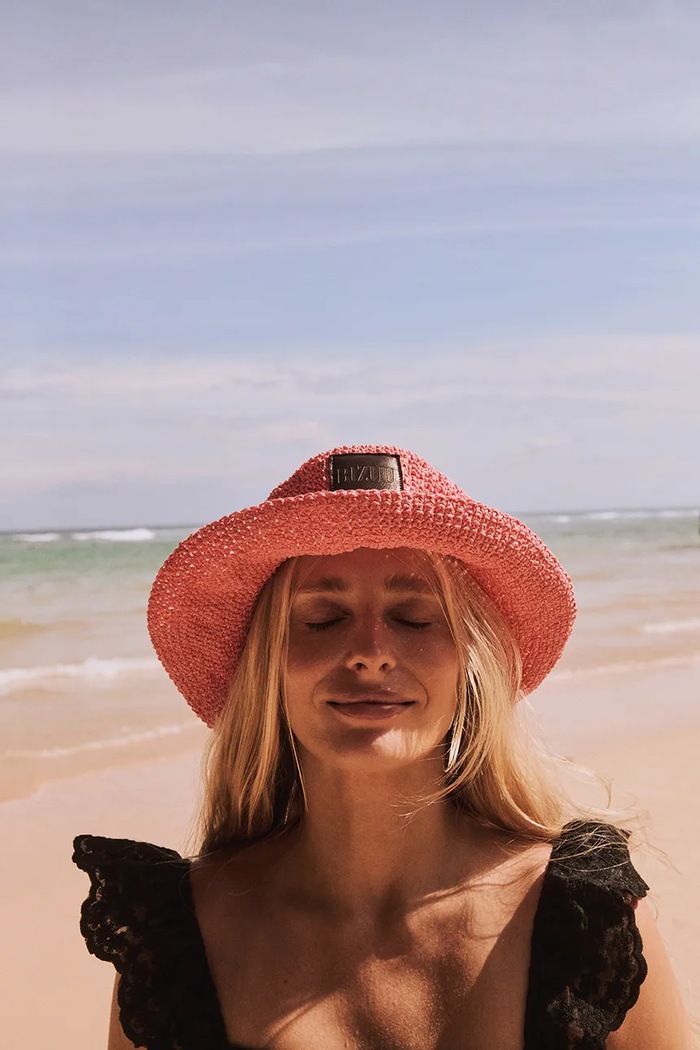 BIZUU bucket hat pentru femei împletit BUCKY.ROZOWY