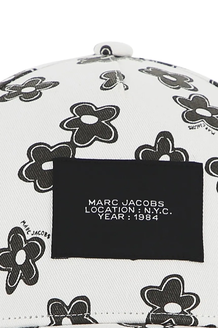 Marc Jacobs czapka z daszkiem bawełniana dziecięca W60839 beżowy
