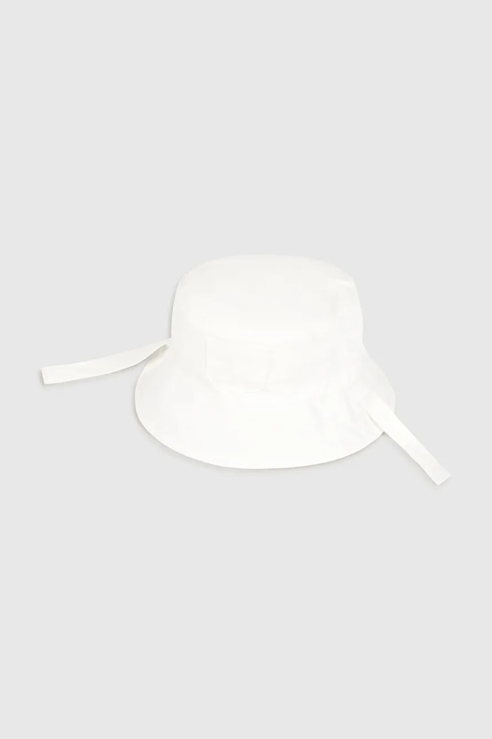 Mayoral Newborn pălărie reversibilă din bumbac pentru copii 9068.1N.Newborn.PPY2 alb SS26