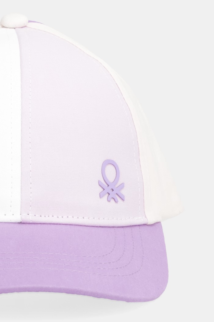 Detská bavlnená šiltovka United Colors of Benetton 6YE1RA00B.P.Stagionale fialová SS26