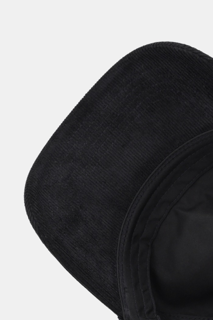 Kšiltovka Calvin Klein černá LV04D5064G