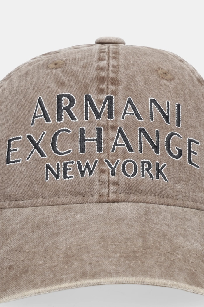 Bombažna bejzbolska kapa Armani Exchange XM002025.AF15502 bež SS26