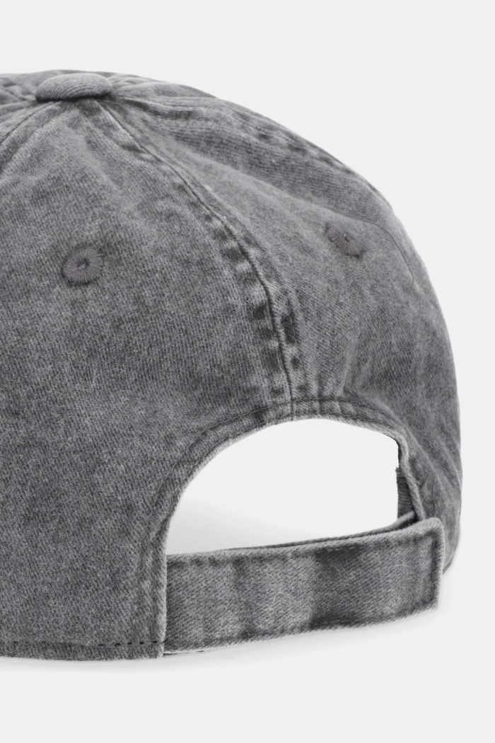 Dodatki Bombažna bejzbolska kapa Armani Exchange XM002025.AF15502 siva