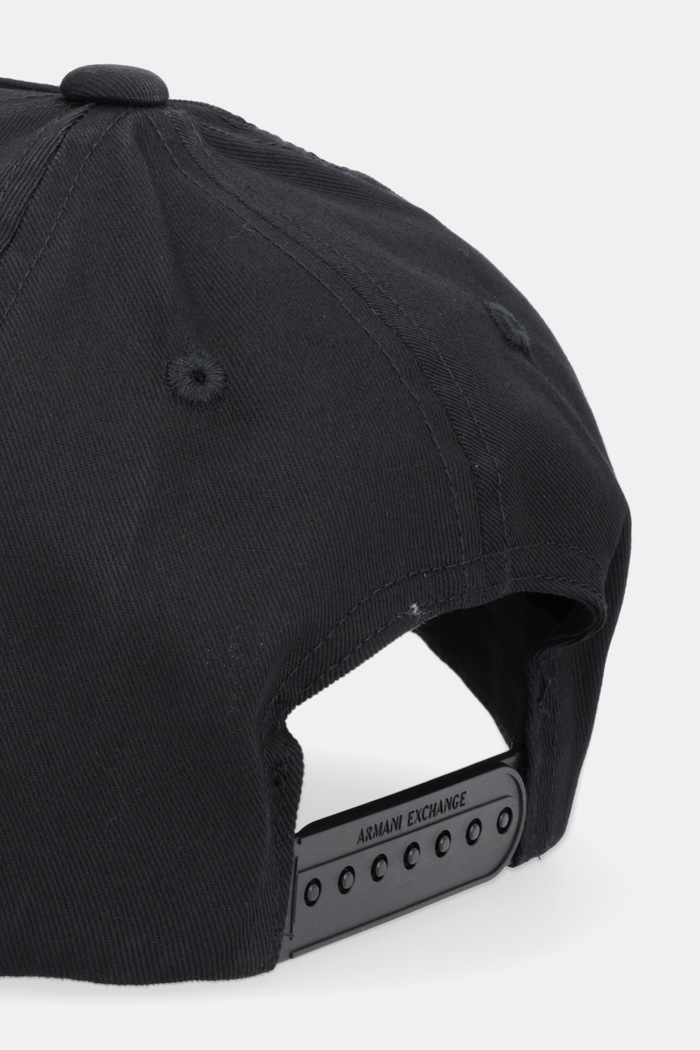 Dodatki Bombažna bejzbolska kapa Armani Exchange XM002224.AF15502 črna