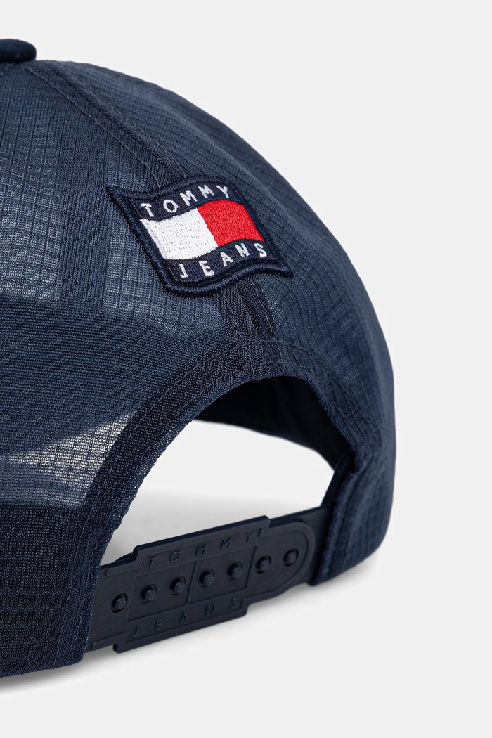 Doplnky Tommy Jeans šiltovka trucker pánska AM0AM14194 tmavomodrá