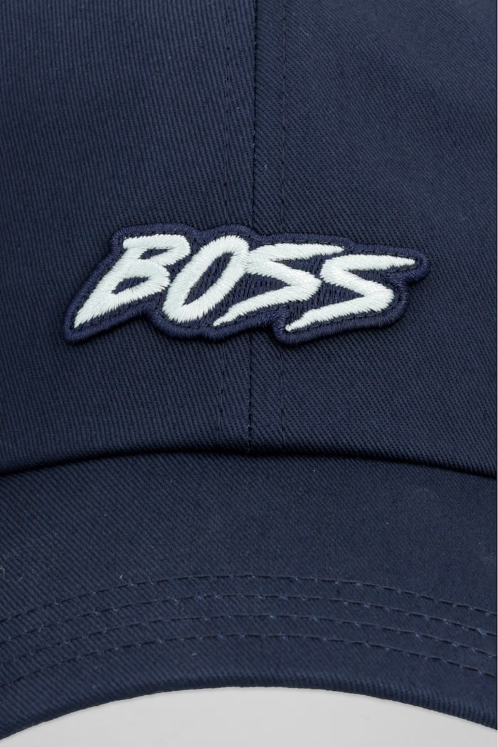BOSS Orange bejzbalová čiapka pánska bavlnená SL 50560372 tmavomodrá SS26