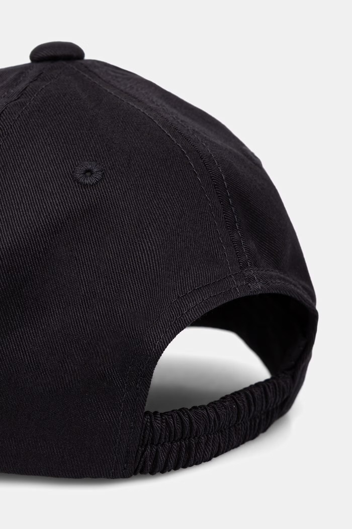 Doplňky Armani Exchange kšiltovka pánská bavlněná XM002540.AF15502 černá
