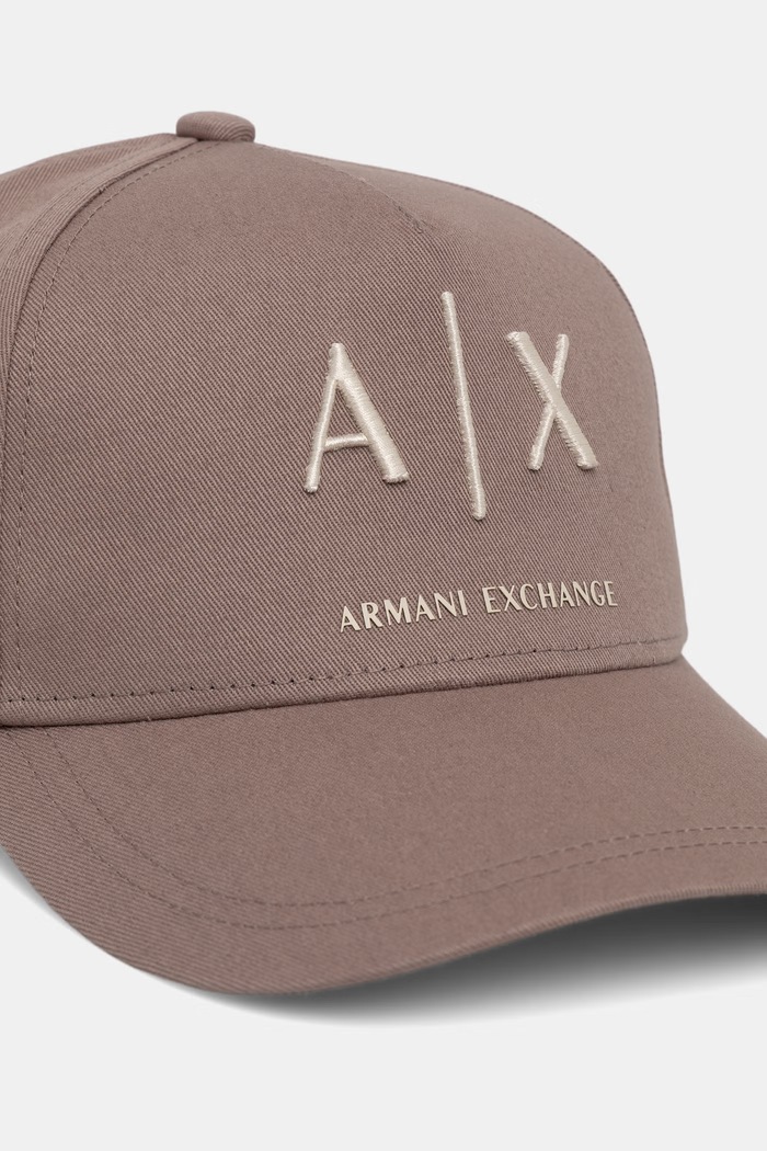Armani Exchange bejzbalová čiapka pánska bavlnená XM002696.AF15502 hnedá SS26