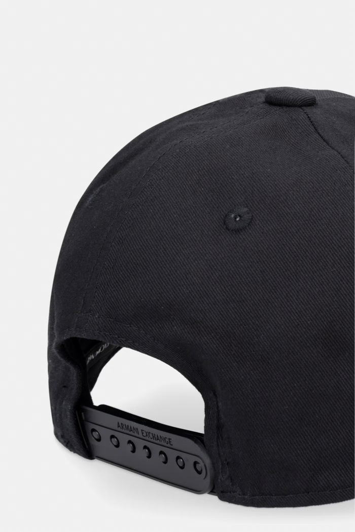 Doplnky Armani Exchange bejzbalová čiapka pánska bavlnená XM002696.AF15502 čierna