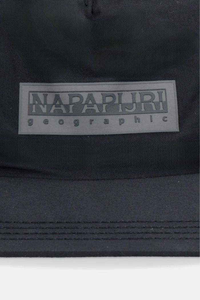Napapijri bejzbalová čiapka pánska BOX LOGO NP0A4IGB9411 čierna SS26