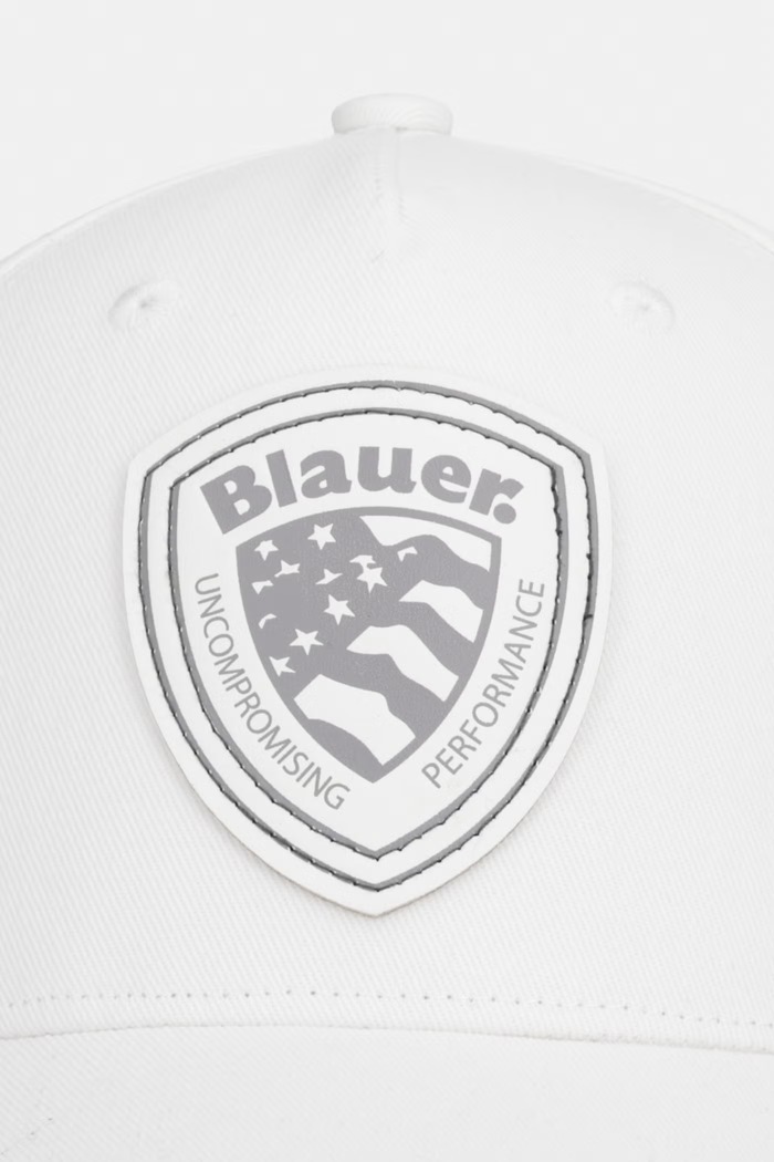 Bavlnená šiltovka Blauer KNIGHT BLUA04463 biela SS26