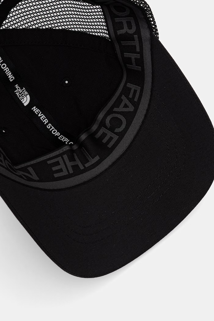 The North Face șapcă trucker Horizon negru NF0A55IUJK31
