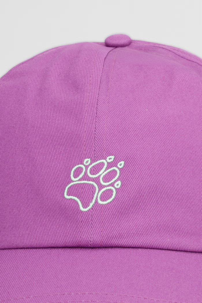 Jack Wolfskin bavlnená baseballová čiapka Celebrate The Paw A65772 fialová SS26