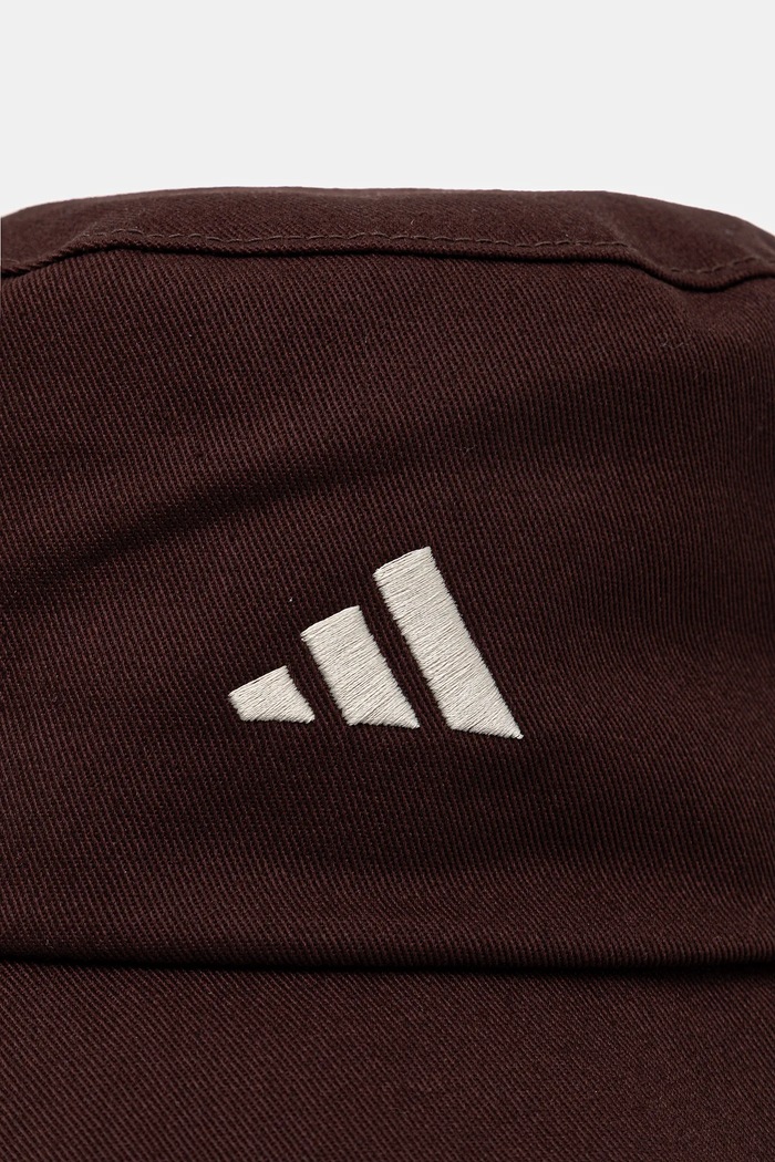 Doplnky Bavlnený klobúk adidas KD2184 hnedá