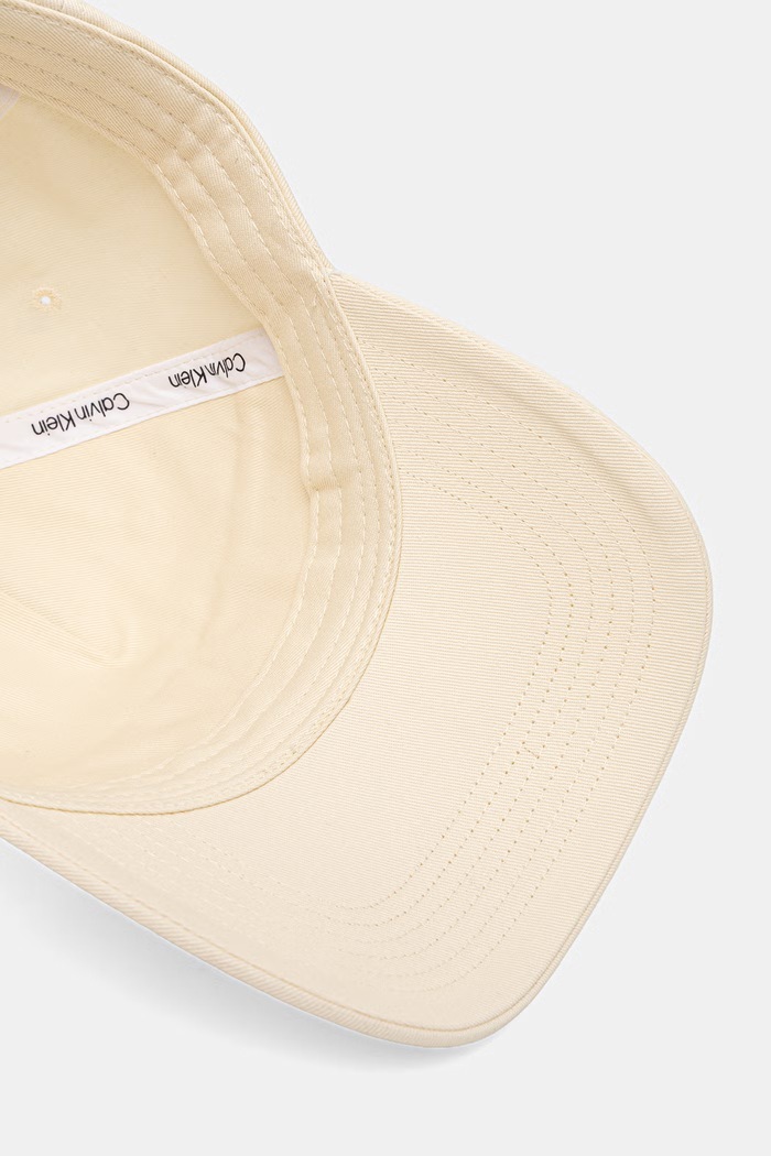 Calvin Klein καπέλο με γείσο βαμβακερό μπεζ LV04D5084G