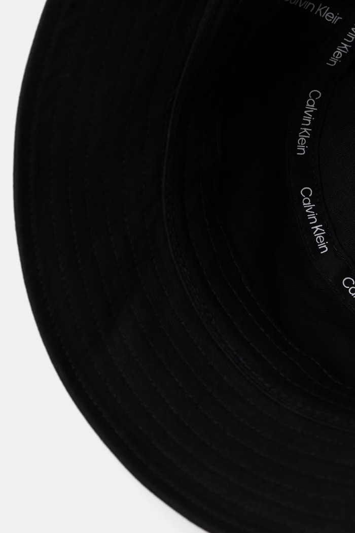 Calvin Klein καπέλο bucket από βαμβάκι μαύρο LV04F5073G