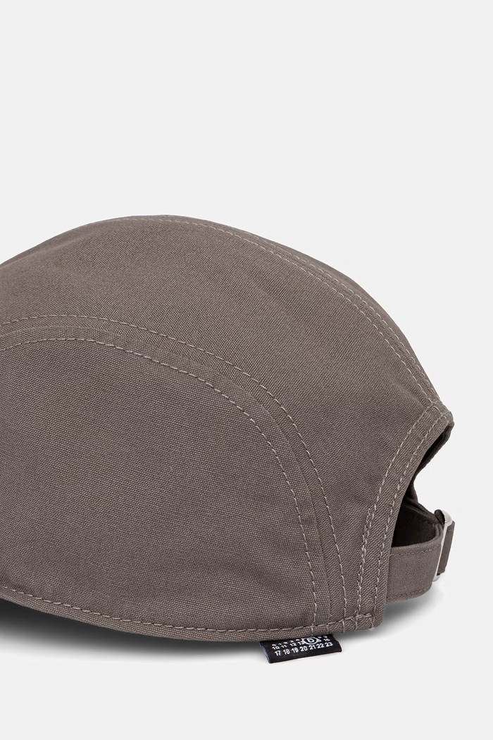 Памучна шапка с козирка MM6 Maison Margiela сив SH0TC0009.M35346