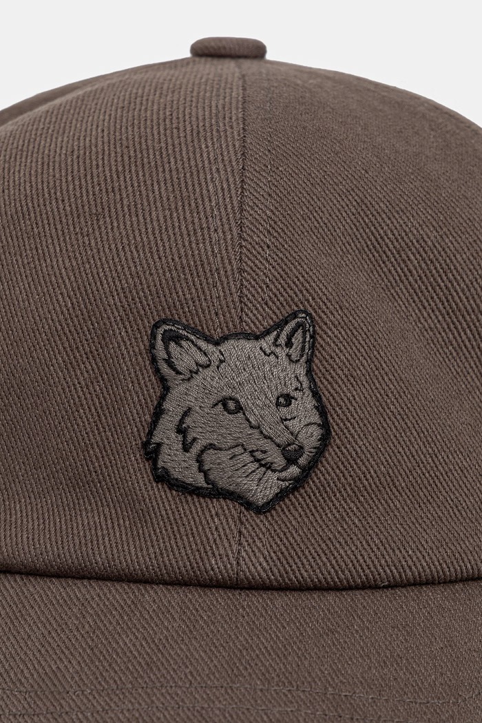 Bavlnená šiltovka Maison Kitsuné Fox Head MM06104WW0096 zelená SS26