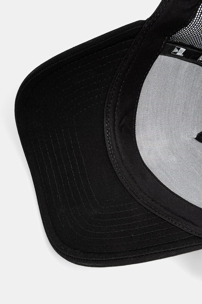 New Era шапка trucker CHELSEA PATCH TRUCKER черен 60772039