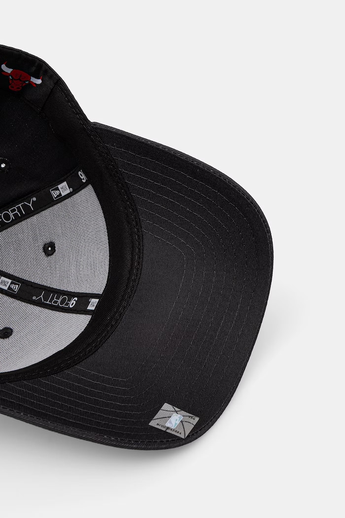 New Era czapka bejsbolówka METALLIC 9FORTY® 60771847 czarny