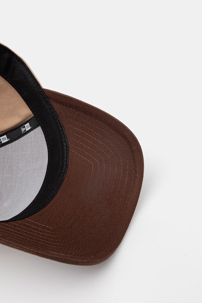 Kapa s šiltom New Era PATCH SUEDE E-FRAME 60771796 bež