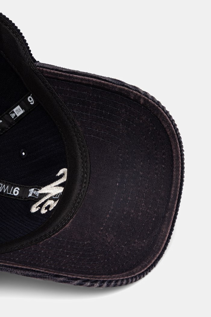 Βαμβακερό καπέλο του μπέιζμπολ New Era WASHED CORD 9TWENTY® 60771798 σκούρο μπλε