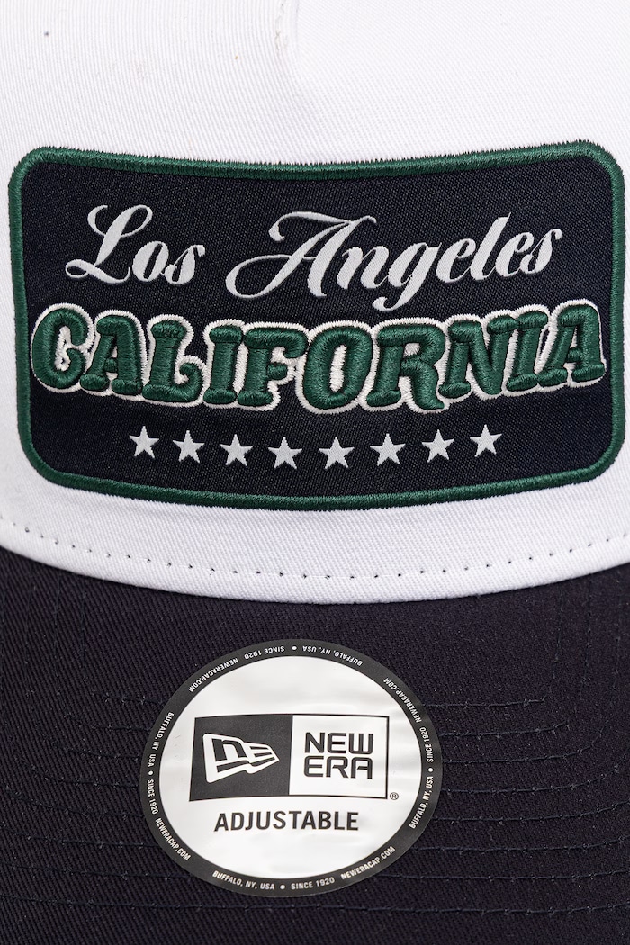 New Era berretto da baseball LOCATION PATCH TRUCKER 60771857 blu navy SS26