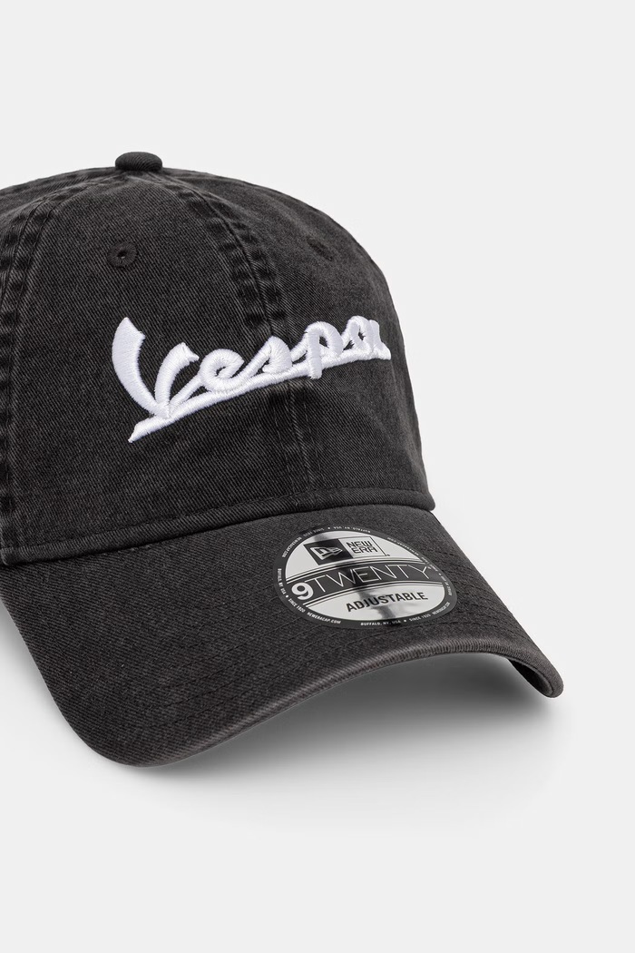 Βαμβακερό καπέλο του μπέιζμπολ New Era VESPA WASHED 9TWENTY® 60772145 μαύρο SS26