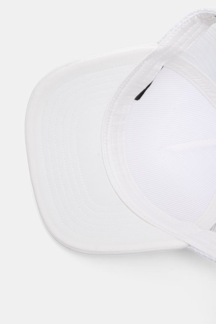 Accesorii Herschel șapcă trucker Whaler Tall Mesh 50552.06694.OS bej