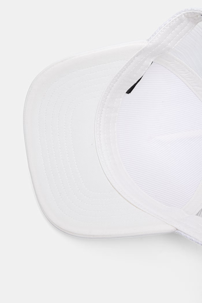 Accesorii Herschel șapcă trucker Whaler Tall Mesh 50552.06694.OS bej