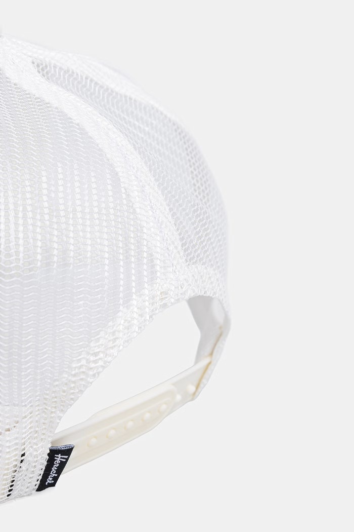 Herschel șapcă trucker Whaler Tall Mesh bej 50552.06694.OS