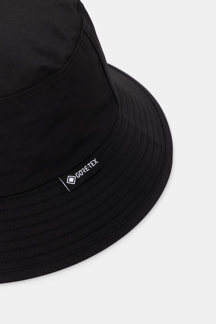 The North Face pălărie GTX BUCKET NF0A8888JK31 negru SS26