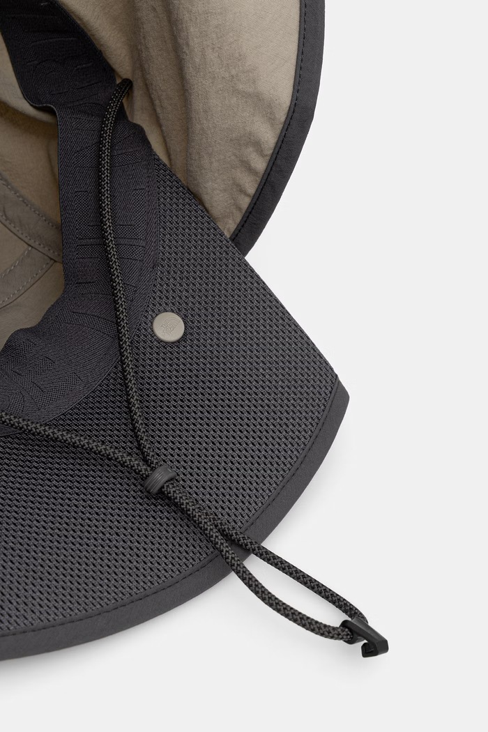 The North Face czapka z daszkiem NF0A8EPX2MB1 szary