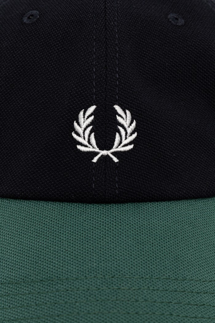 Akcesoria Fred Perry czapka z daszkiem bawełniana HW2303 granatowy