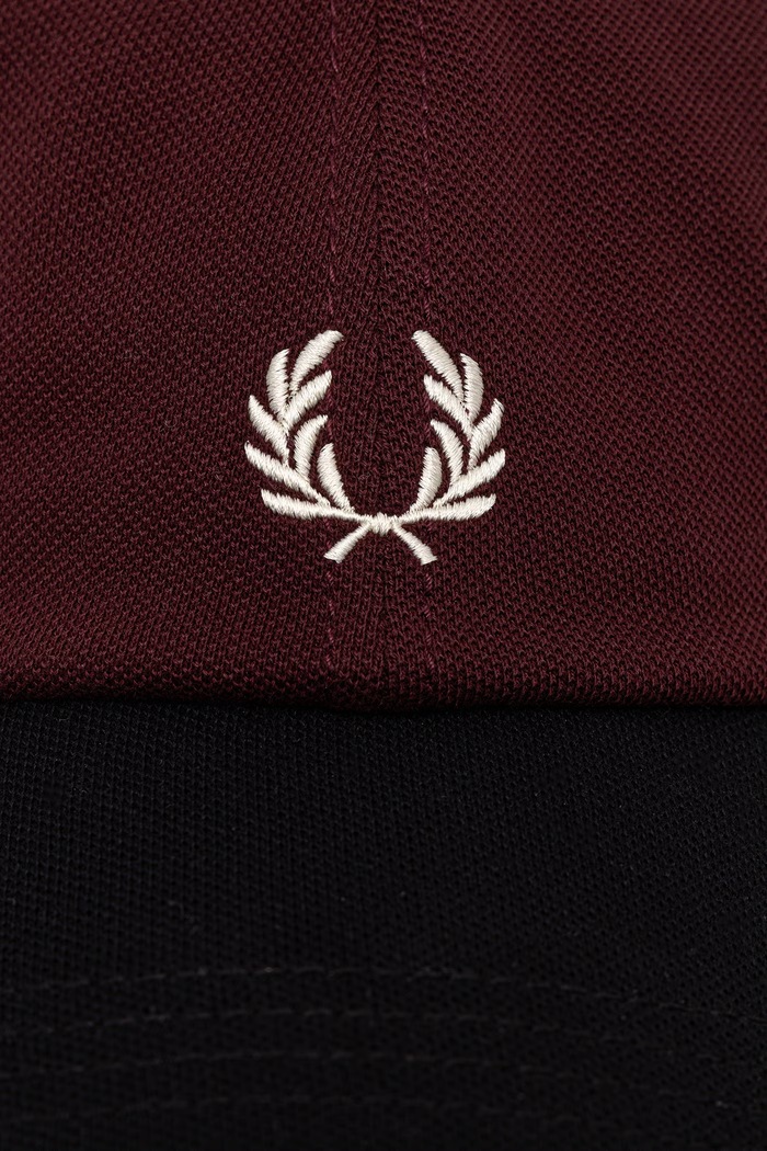 Akcesoria Fred Perry czapka z daszkiem bawełniana HW2303 bordowy