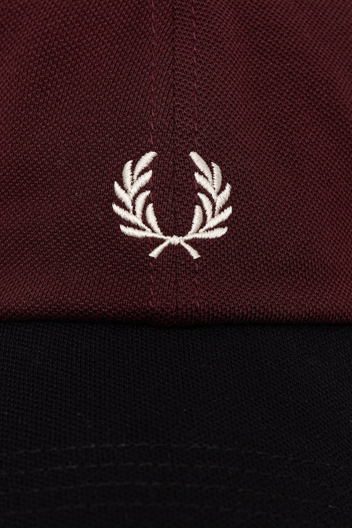 Akcesoria Fred Perry czapka z daszkiem bawełniana HW2303 bordowy