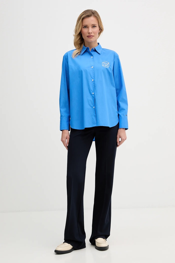 Bombažna srajca Tommy Hilfiger WW0WW48190 modra SS26